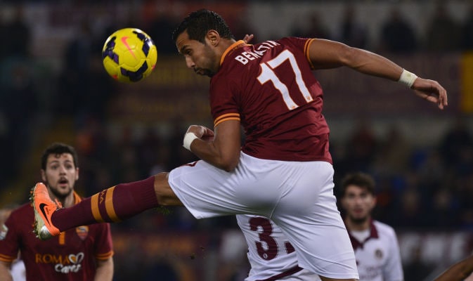 Lo United insidia Benatia: 14 milioni per la Roma