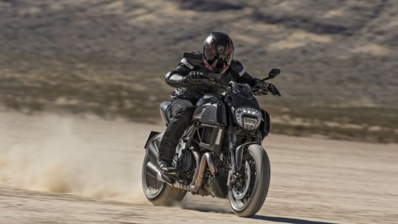 Nuova Ducati Diavel, un'italiana in America