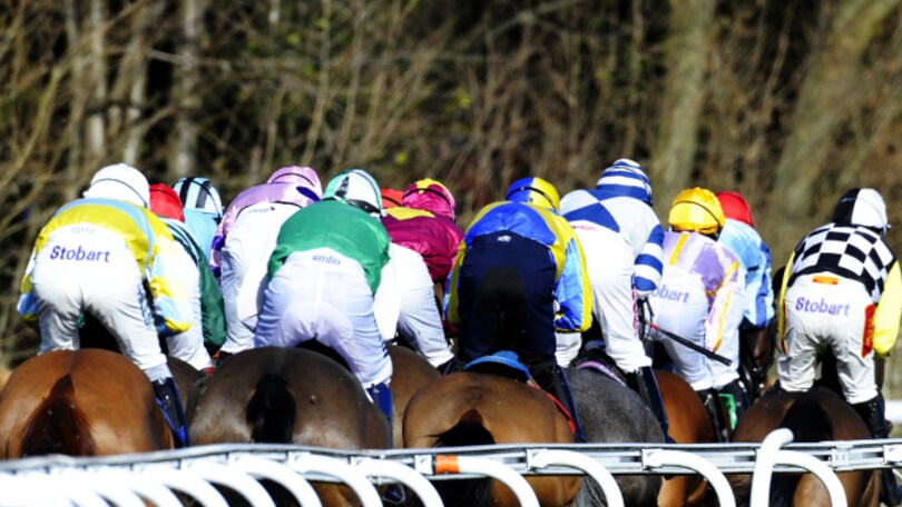 Ippica, Grand National: occhi su Teaforthree