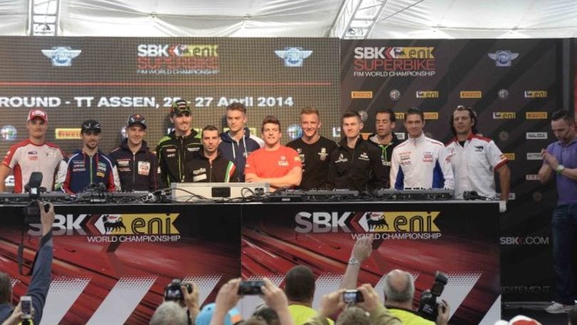 SBK, ad Assen i piloti dietro la console