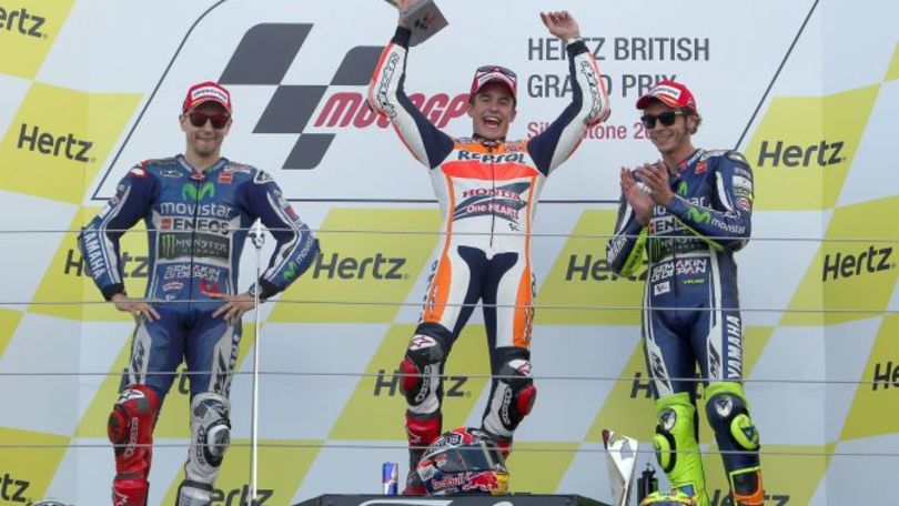 MotoGp: Marquez cannibale, podio per Rossi