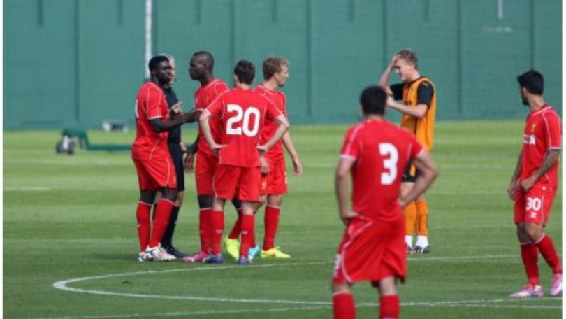 «Balotelli, calcio in testa a un avversario»