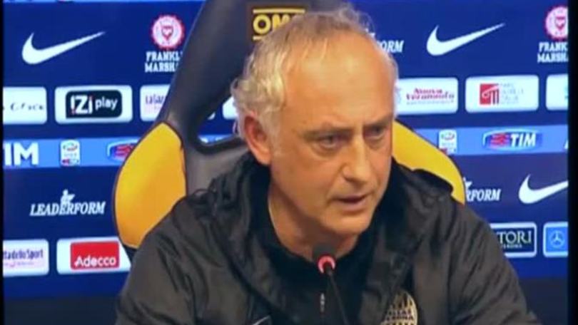 Mandorlini: "Momento difficile, ma ricordatevi che cinque anni fa il Verona perdeva con la Sambonifacese"