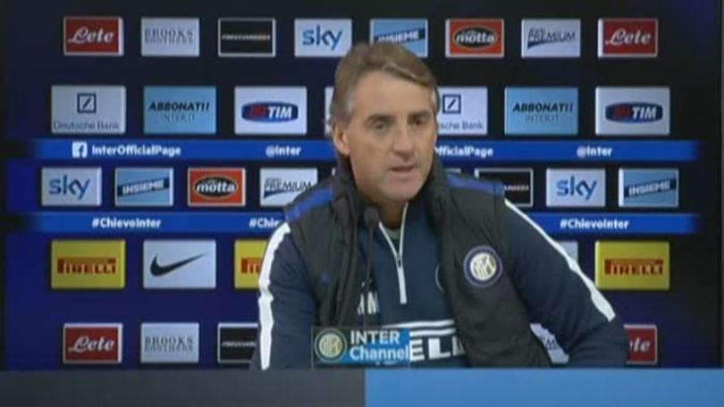 Mancini: "Dobbiamo ritrovare fiducia. Balotelli? Tifo per lui ma non lo sento da due anni"