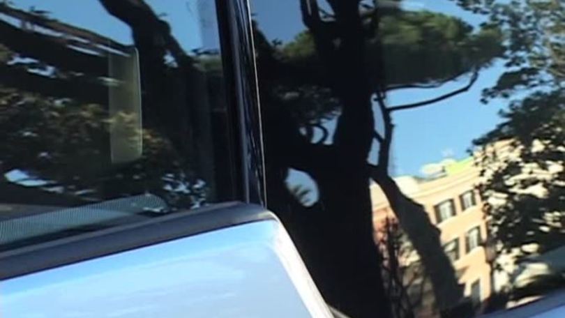 BMW i3, test drive a Roma