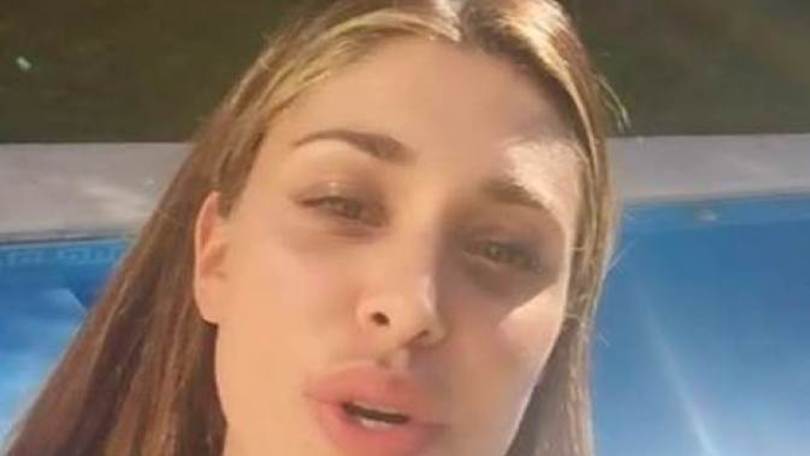 Belen, auguri dall'Argentina: Buon Natale a tutti, smack