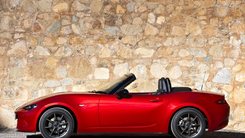 Nuova Mazda MX-5, il primo video su strada