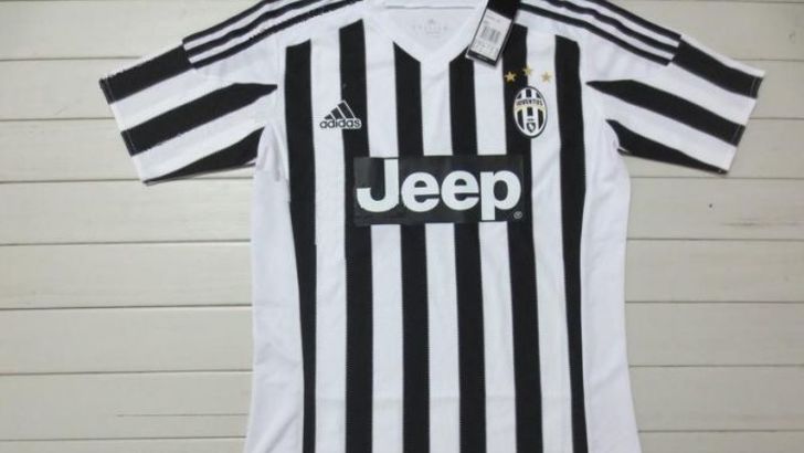 Terza Maglia Juventus vesti Terza Maglia Juventus vesti