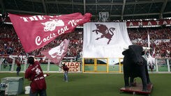 FOTO Derby della Mole: sugli spalti ci sono tori e teschi