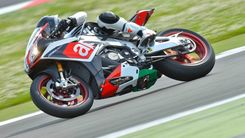 Aprilia RSV4 RF: emozioni da Superbike (foto)