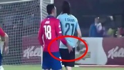 Jara come Neqrouz, incredibile rosso a Cavani