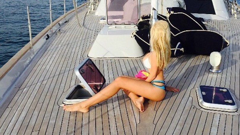 Charlotte Caniggia, che bomba! Tutti i sexy-selfie