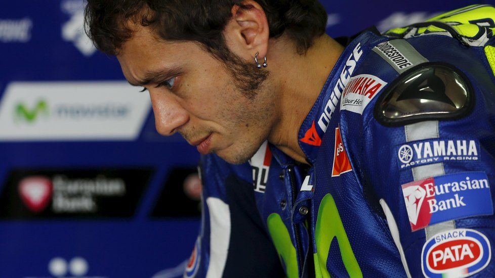 MotoGp, Rossi: «Sono motivato, ma il favorito è Lorenzo»