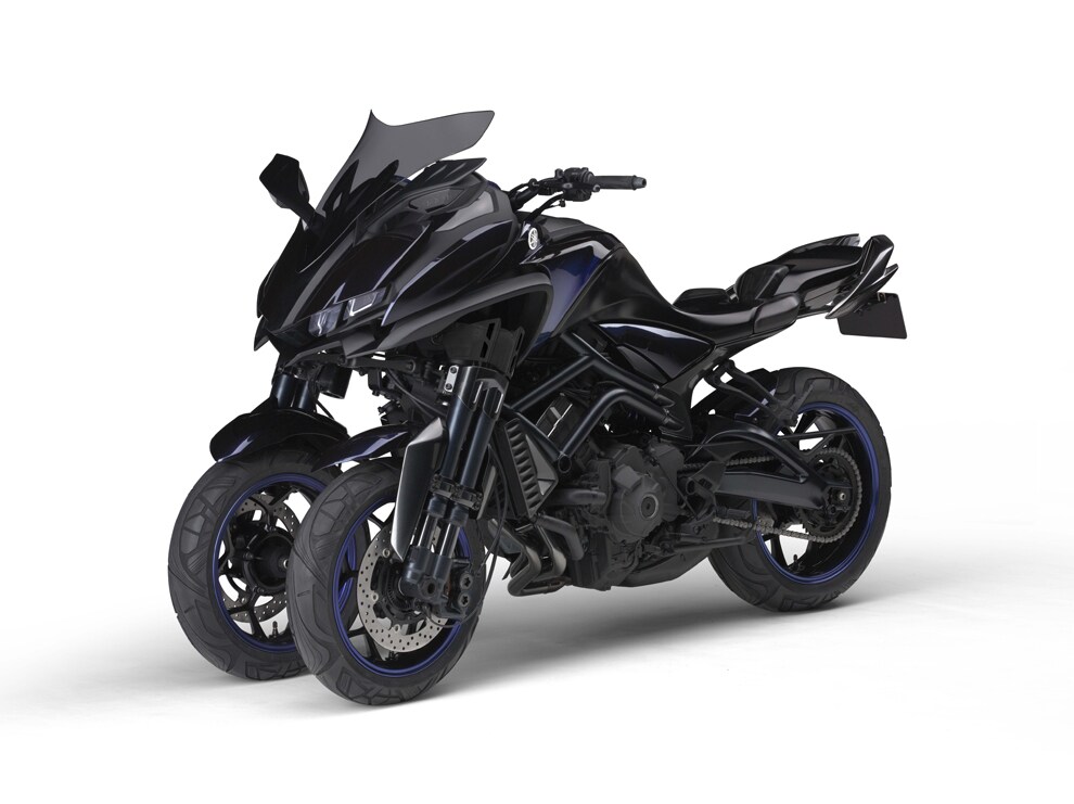 Yamaha MWT-9, tre ruote di moto