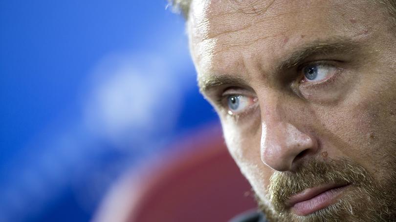Roma, ematoma De Rossi: il derby è a forte rischio