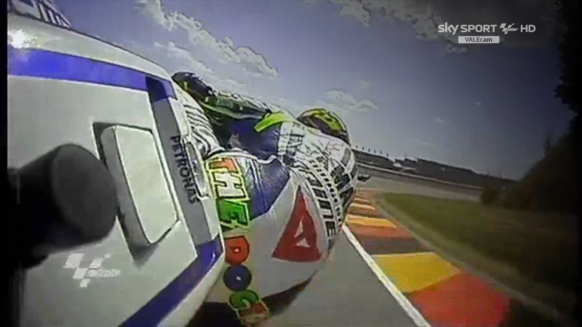 MotoGP Valencia, la gara dalla moto di Vale