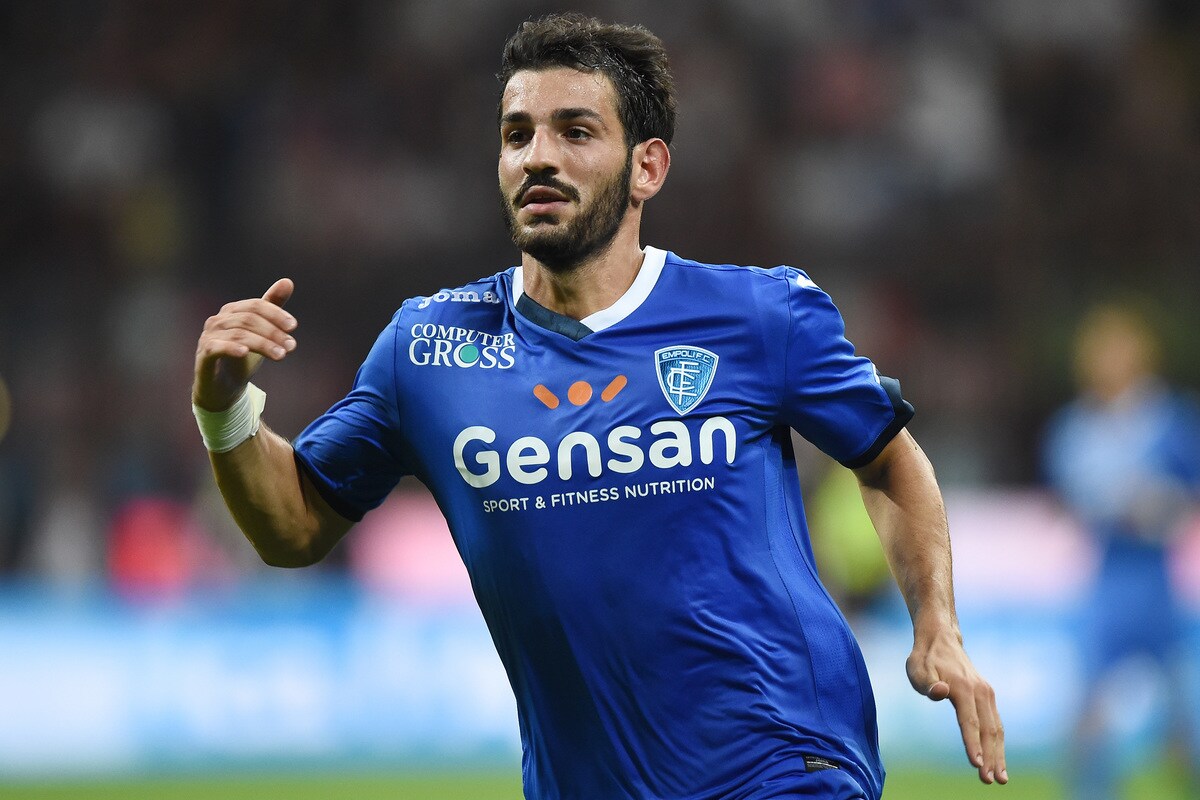 Calciomercato, duello Juventus-Fiorentina anche per Saponara