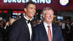 Cristiano Ronaldo, la prima del film a Londra con Ferguson