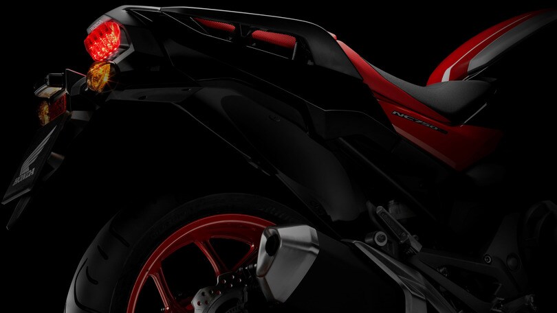Honda NC750S: nuovi colori e non solo