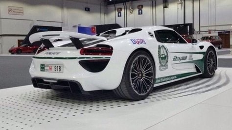 Dubai, arruolata in polizia Porsche da 800 mila euro