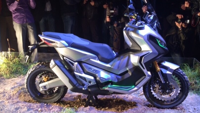 Eicma 2015: Honda City ADV, cross da città