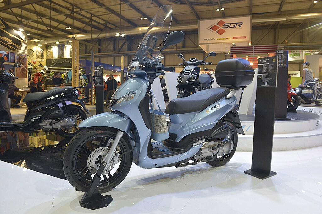 Eicma 2015, Peugeot Tweet Paris, dedicato a lei