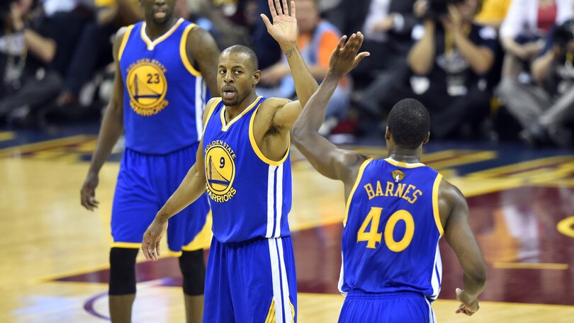Nba, Golden State: la tredicesima di fila a 1,32