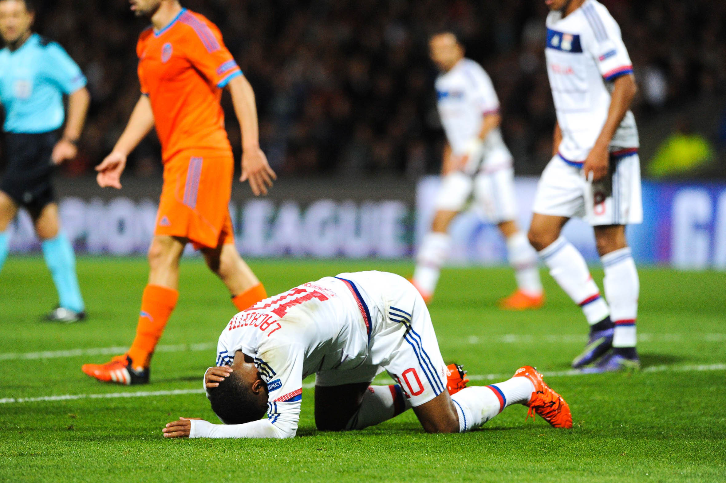 Ligue 1, la Francia torna a giocare dopo gli attentati: Nizza-Lione 3-0