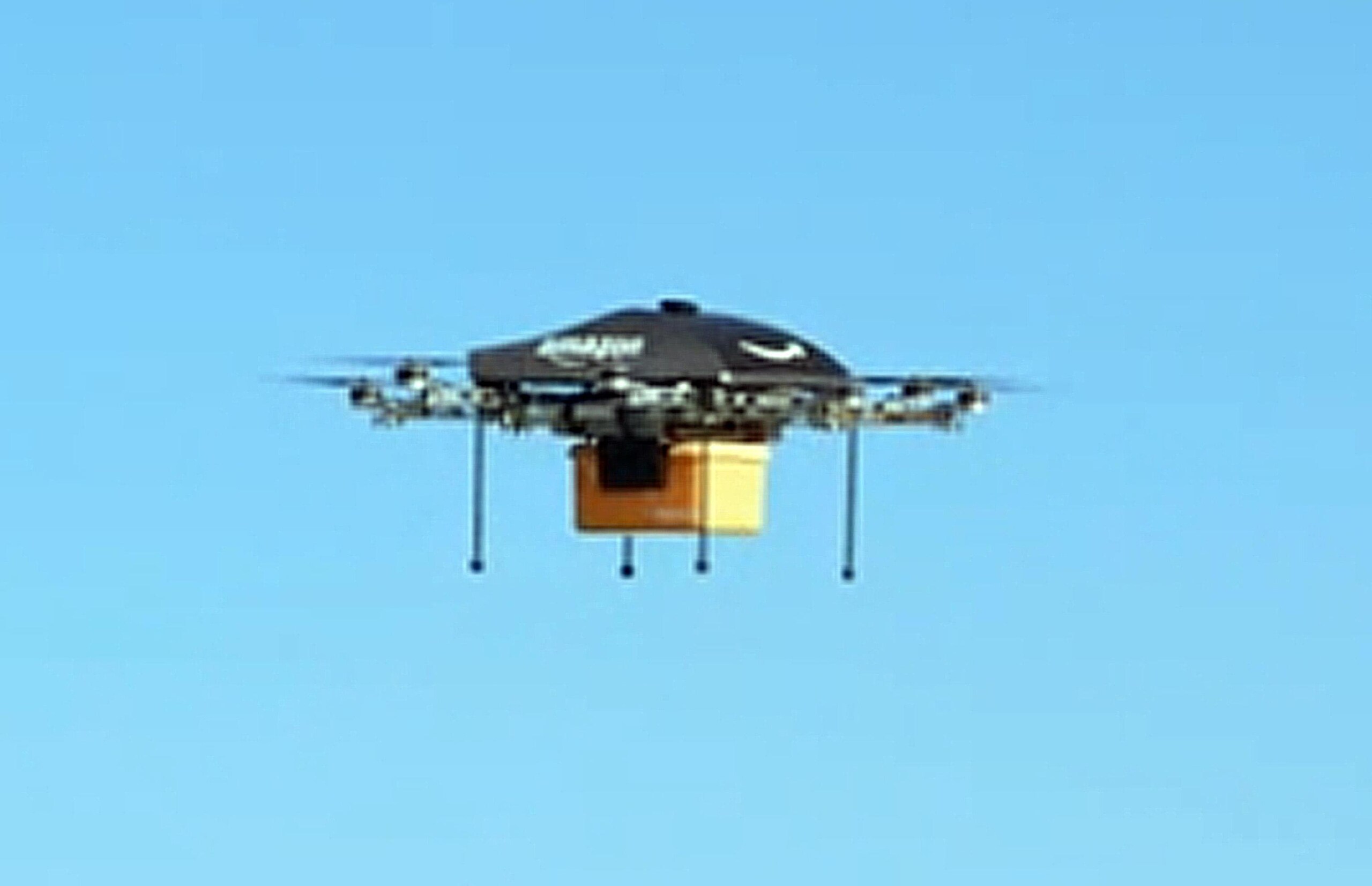 Milano, drone sul Meazza, denunciata troupe cinese