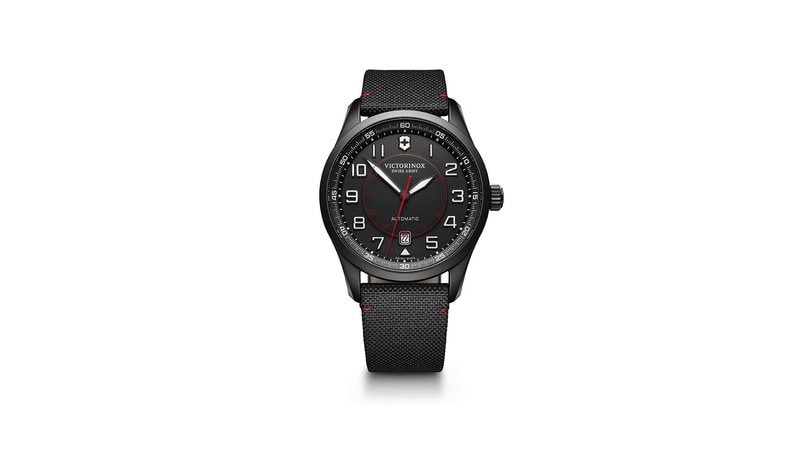 Il nuovo cronografo Airboss Mach 9 di Victorinox Swiss Army