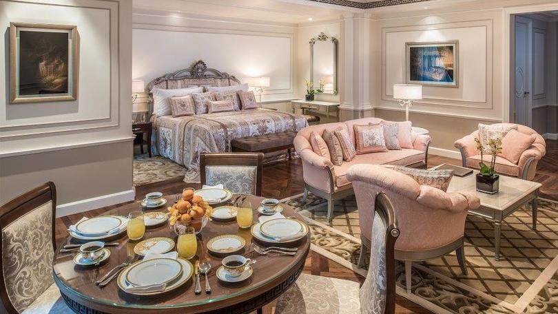 Apre il nuovo Hotel Palazzo Versace a Dubai