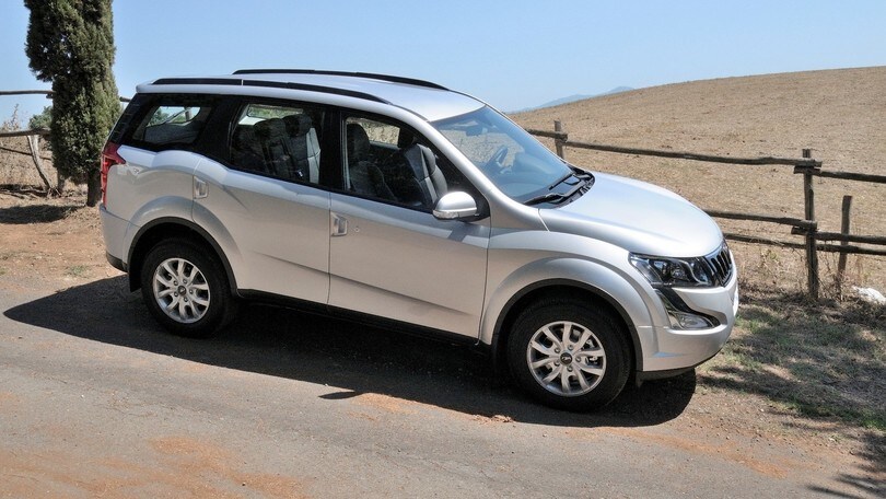 Nuova Mahidra XUV500, foto e prezzi