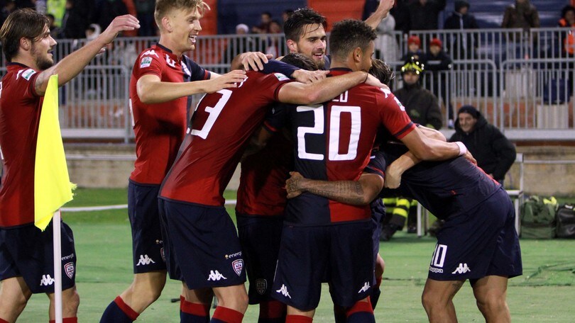 Serie B Cagliari batte Ascoli con Joao Pedro-Giannetti