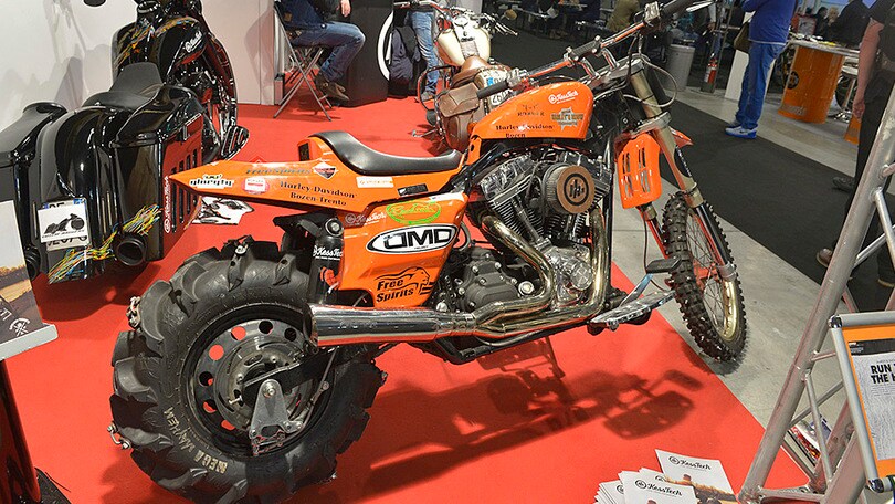 EICMA 2015, passione Scrambler, cafe racer e custom