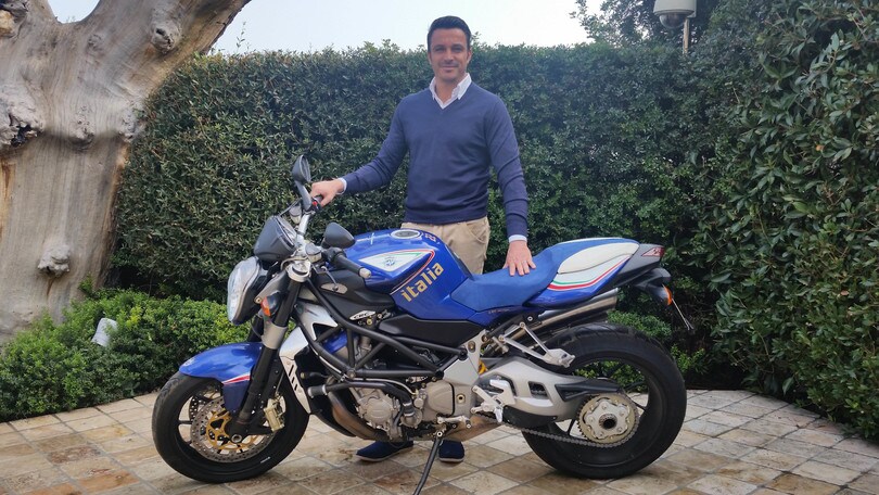 Mv Agusta Brutale “Italia”: all’asta la moto del mondiale 2006