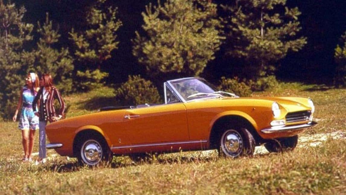 Fiat 124 Spider, la prima 50 anni fa 