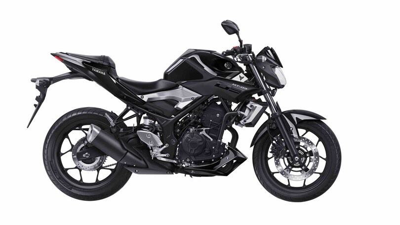 EICMA 2015: Yamaha MT-03, la giovane “oscura”