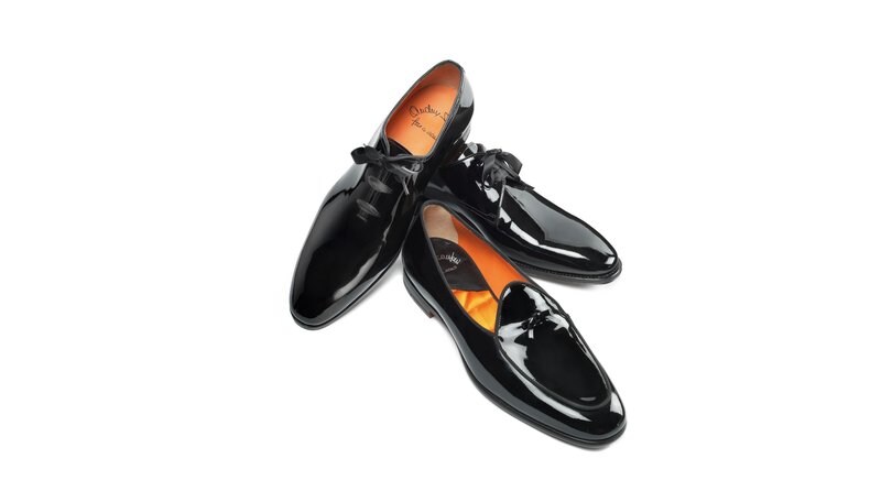 Impeccabile a Capodanno con le calzature di Santoni