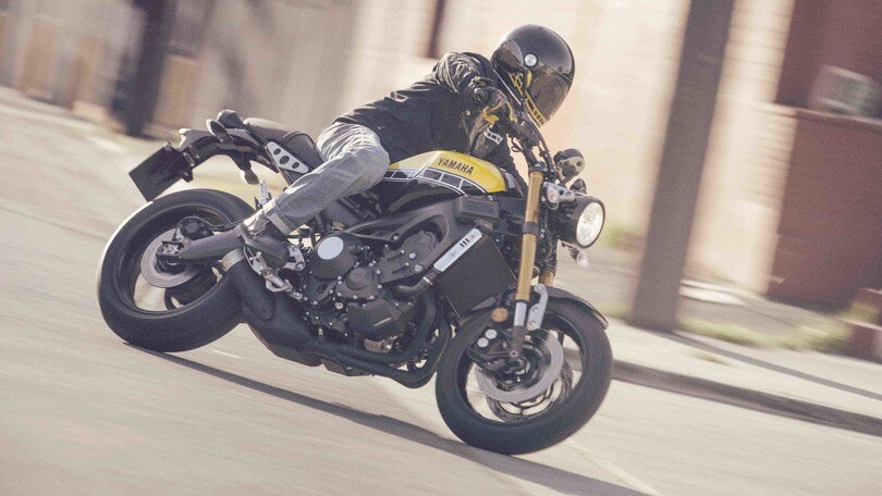 EICMA 2015: Yamaha XSR 900, la sportiva vintage