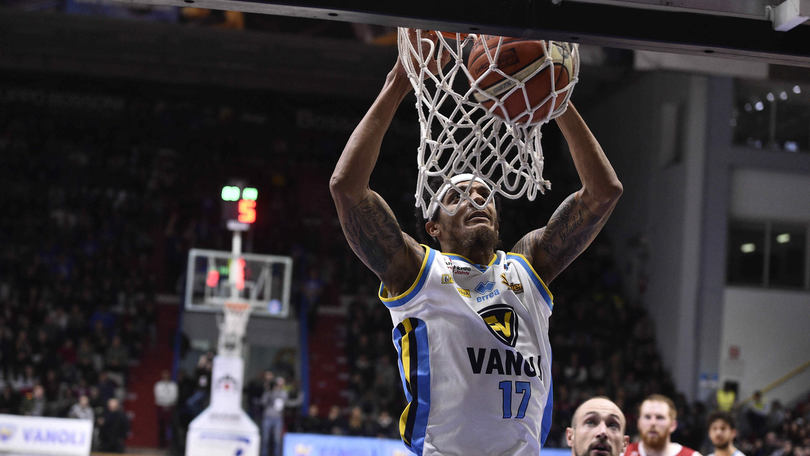 Basket, Serie A: Pistoia a 1,60 su Reggio Emilia
