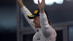 F1 Abu Dhabi, Rosberg sul podio con Hamilton e Raikkonen