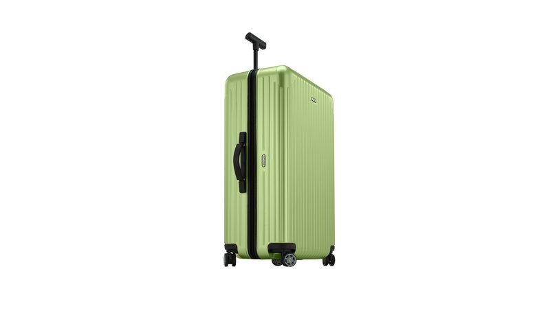 Halle Berry viaggia con Rimowa