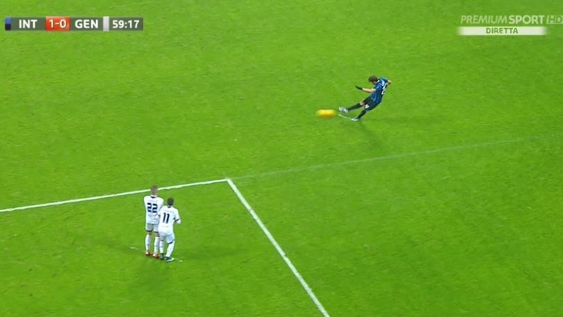 Inter-Genoa: la fotosequenza del gol su punizione di Ljaijc