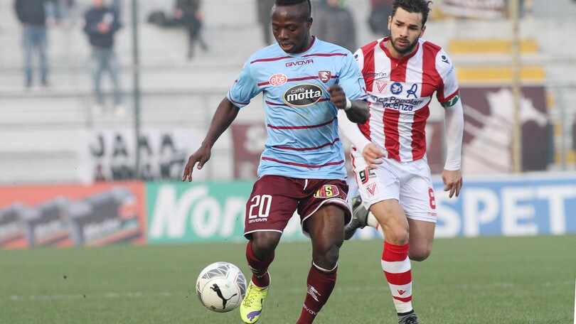 Serie B Salernitana, muro alzato: pareggio con il Vicenza