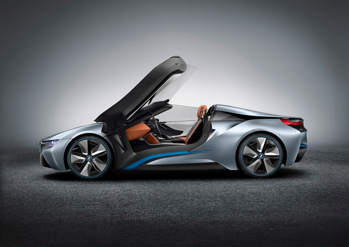 BMW i8, arriva anche la Spyder?