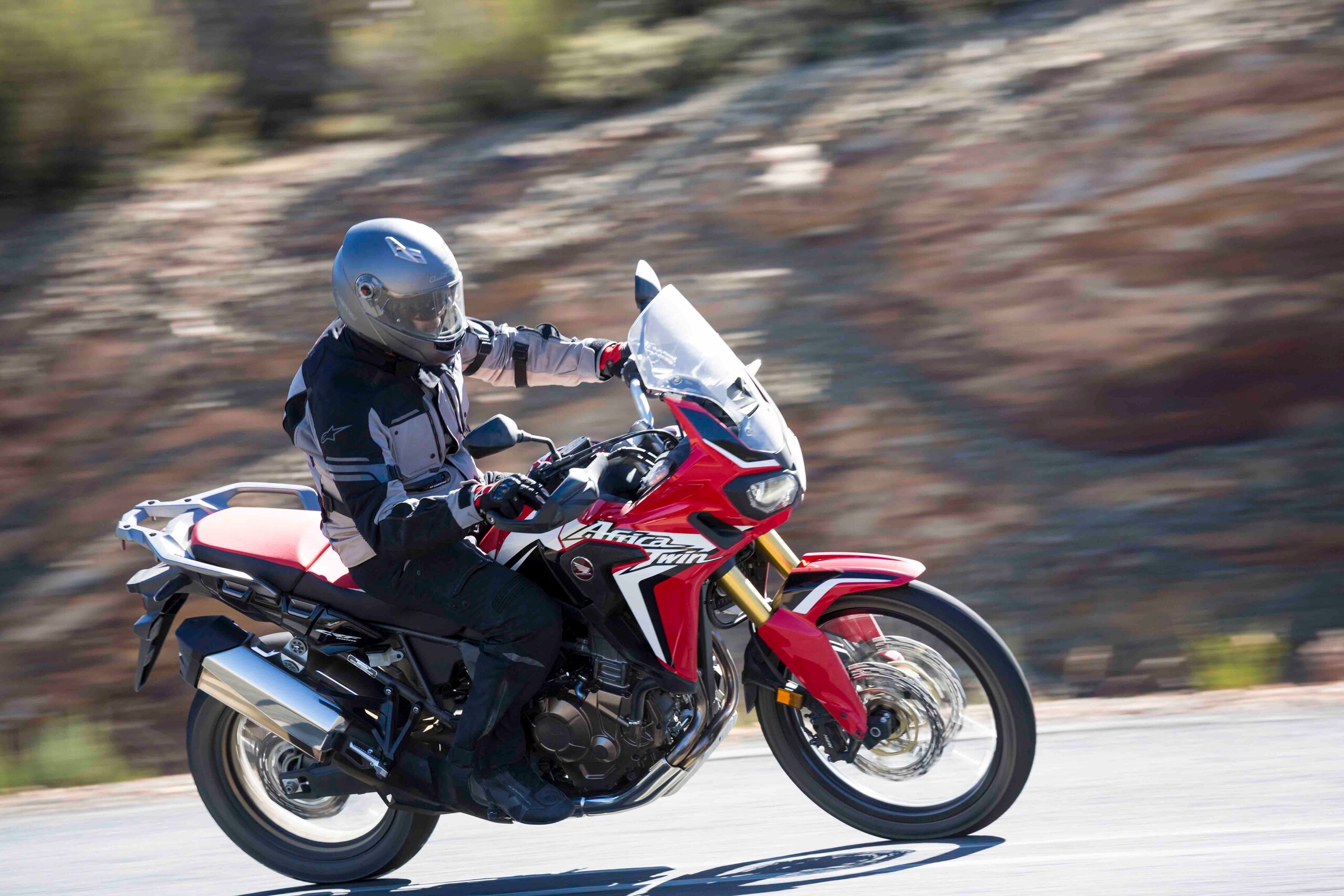 Speciale Honda Africa Twin: primi km su strada