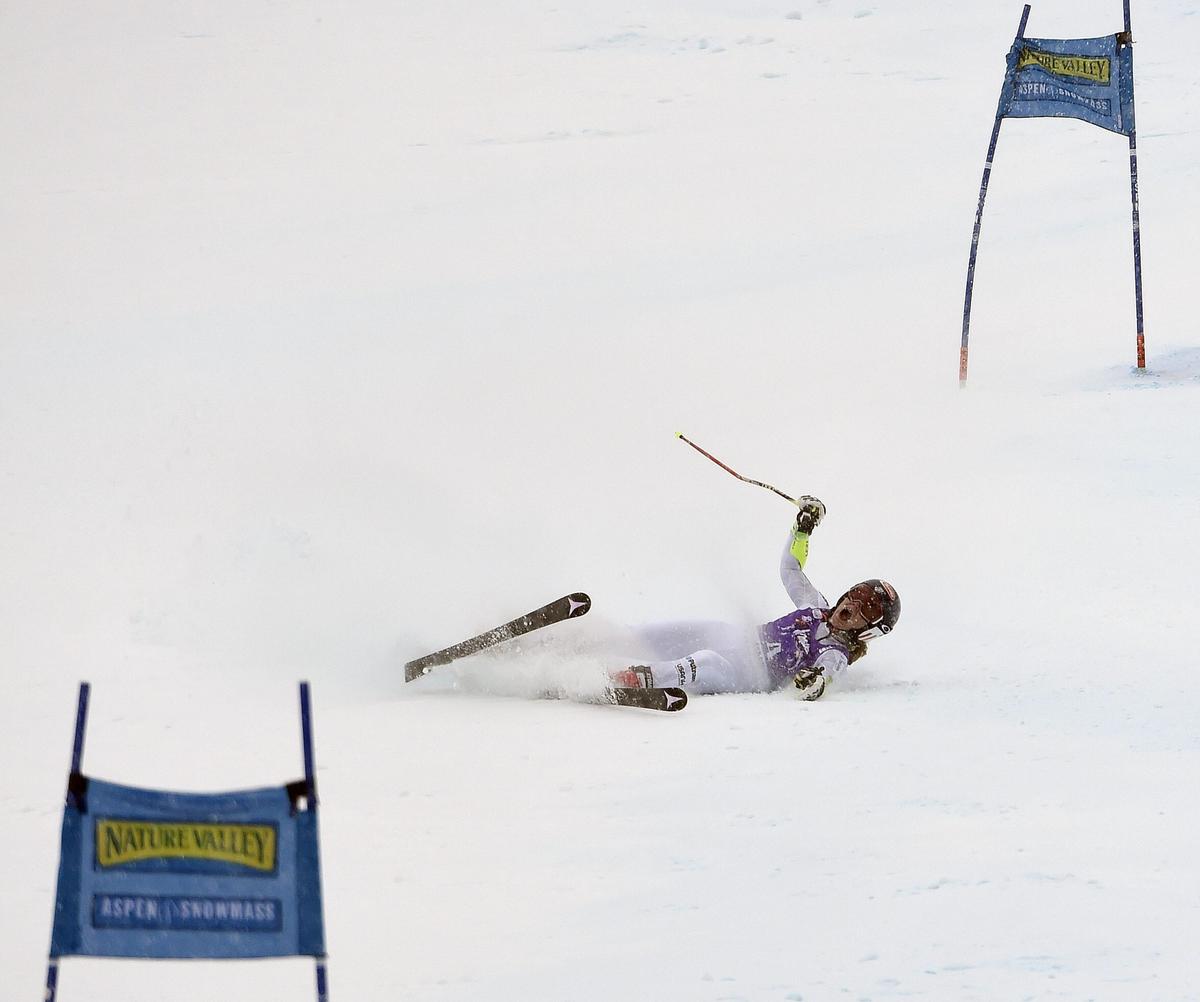 Sci: infortunio per la Shiffrin in Svezia, Hirscher primo in Val d'Isere