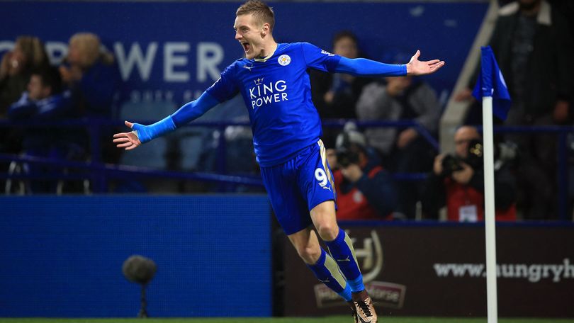 Premier, giocatore dell'anno: i bookie puntano su Vardy e Özil
