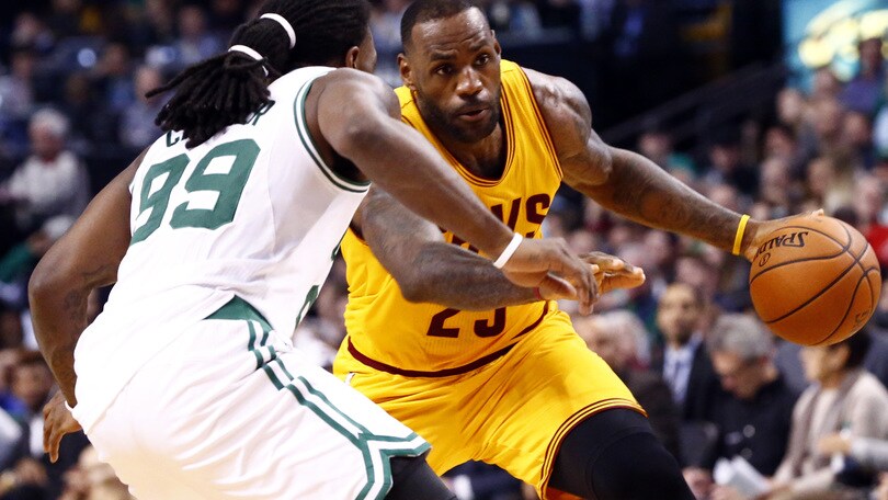 James sbanca Boston, Gallinari stende Minnesota