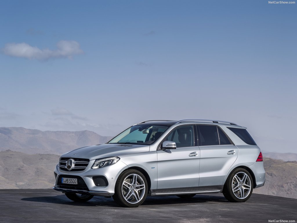 Nuova Mercedes GLE, la prova su strada